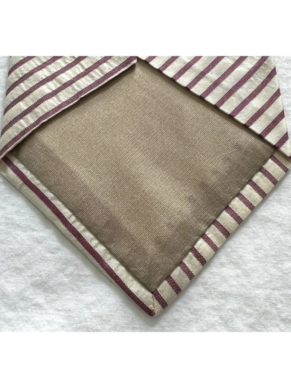 Boss Hugo Boss Ivory Cream & Purple Striped 100% Silk Tie Textured Italy